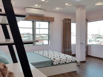 Cho thuê căn hộ tại Văn Cao, Ba Đình, 85m2, 2PN, đầy đủ nội thất hiện đại, sáng thoáng, ban công